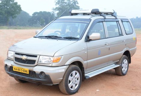 Chevrolet Tavera Car rental in Mysore